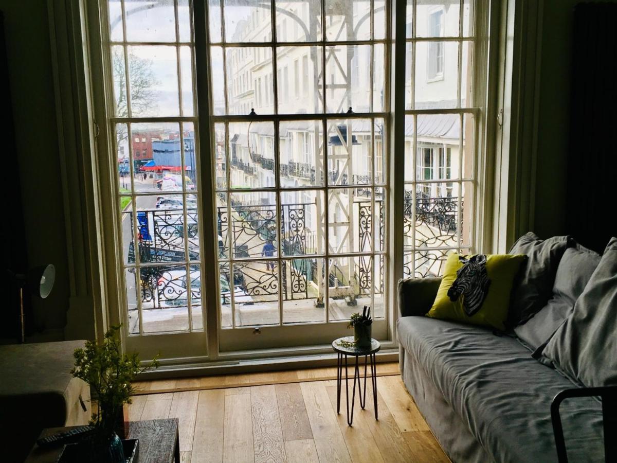 Grade 2 Listed Apartment In Heart Of הייסטינגס מראה חיצוני תמונה